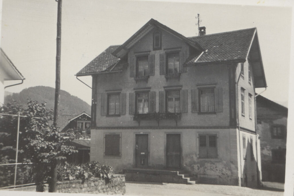 Kauf der Liegenschaft Herrengasse 5, Käserei, durch Franz Annen sen.